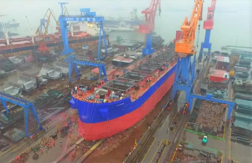 首制4萬噸自卸船